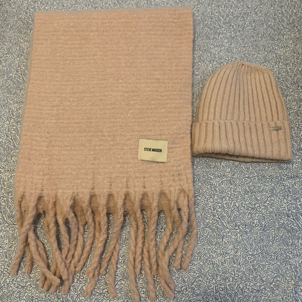Steve Madden Soft Pink Accessory
